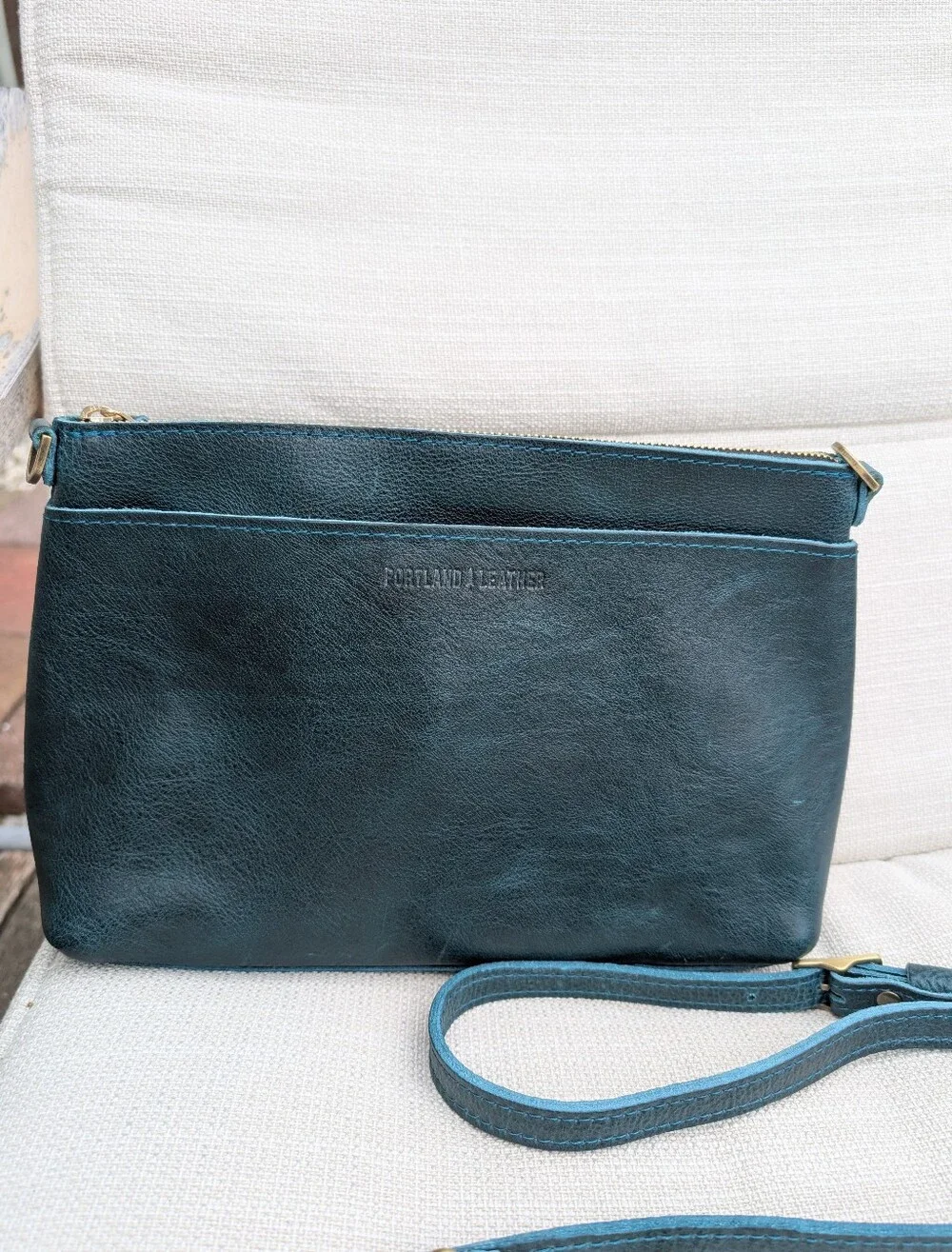 Portland Leather Goods Large Poppy Crossbody in Lagoon - Excellent Condition